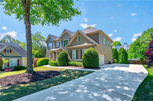 4028 Sandy Branch Drive NE, Buford, GA 30519