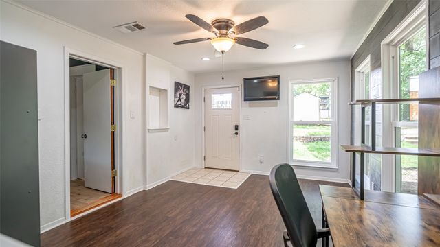 8147 Fawn Circle, Granbury, TX 76049