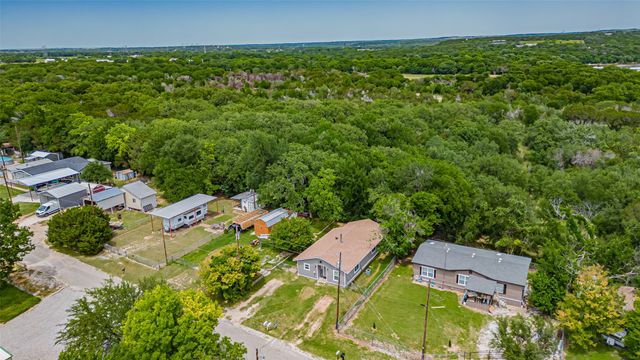 8147 Fawn Circle, Granbury, TX 76049