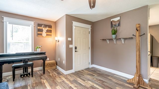 8147 Fawn Circle, Granbury, TX 76049