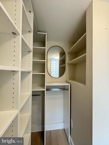 1211 VAN ST SE #TH-1H, Washington, DC 20003