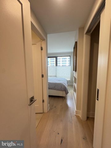 1211 VAN ST SE #TH-1H, Washington, DC 20003