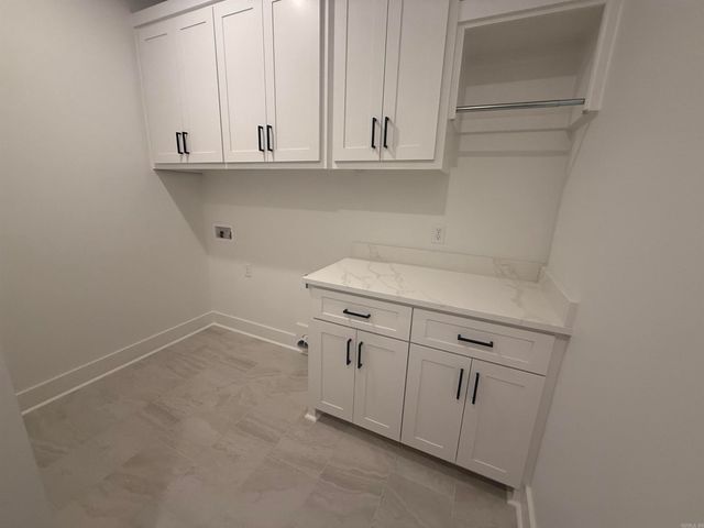 1600 Canyon Maple Cove, Benton, AR 72019