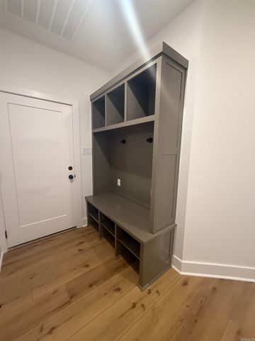 1600 Canyon Maple Cove, Benton, AR 72019