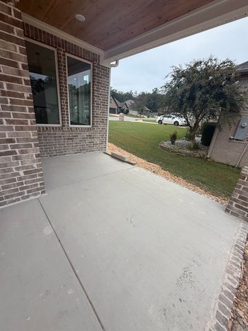 1600 Canyon Maple Cove, Benton, AR 72019