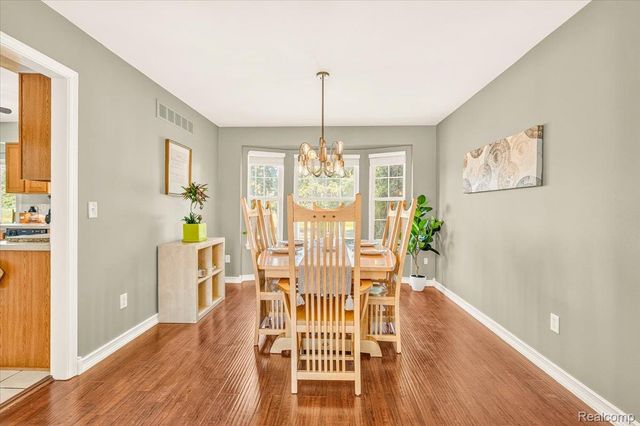 14642 Wildbrook Drive, Van Buren Charter Township, MI 48111