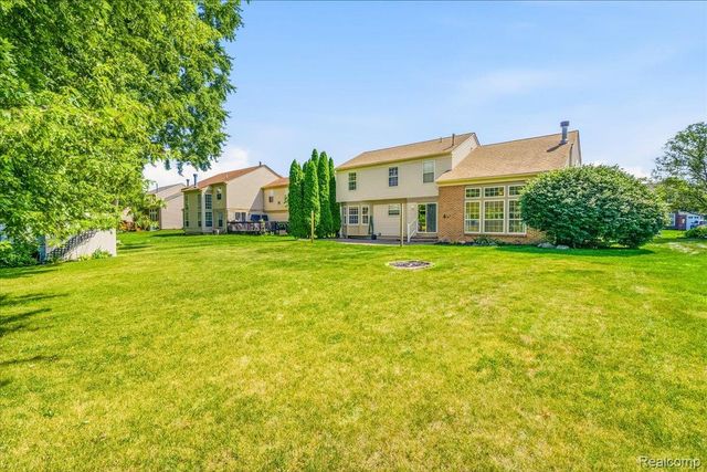 14642 Wildbrook Drive, Van Buren Charter Township, MI 48111