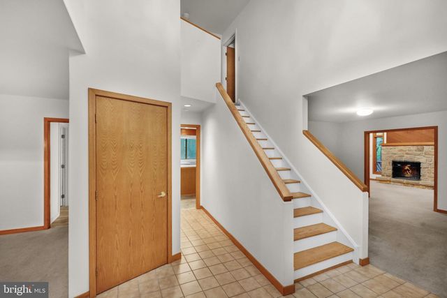 2917 OAK LN, Morgantown, PA 19543