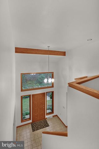 2917 OAK LN, Morgantown, PA 19543