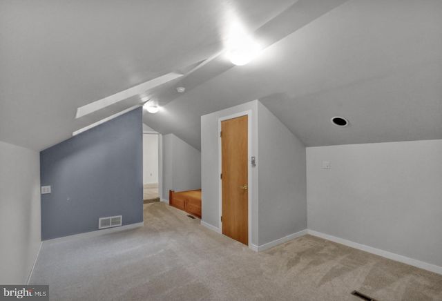 2917 OAK LN, Morgantown, PA 19543
