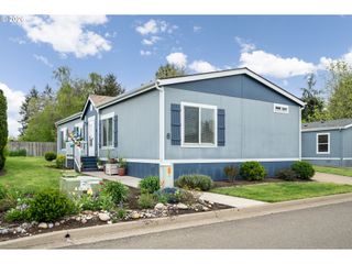 310 PITNEY Ln #8, Junction City, OR 97448
