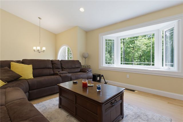 102 Bramble Bush Road, Coventry, RI 02816