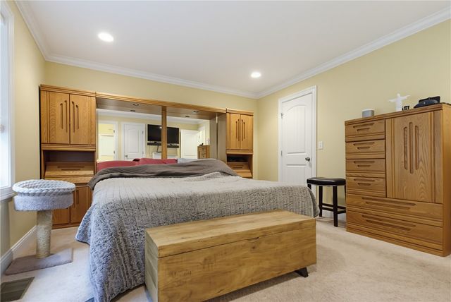 102 Bramble Bush Road, Coventry, RI 02816