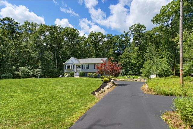 102 Bramble Bush Road, Coventry, RI 02816