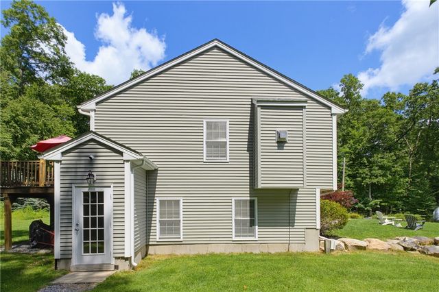 102 Bramble Bush Road, Coventry, RI 02816