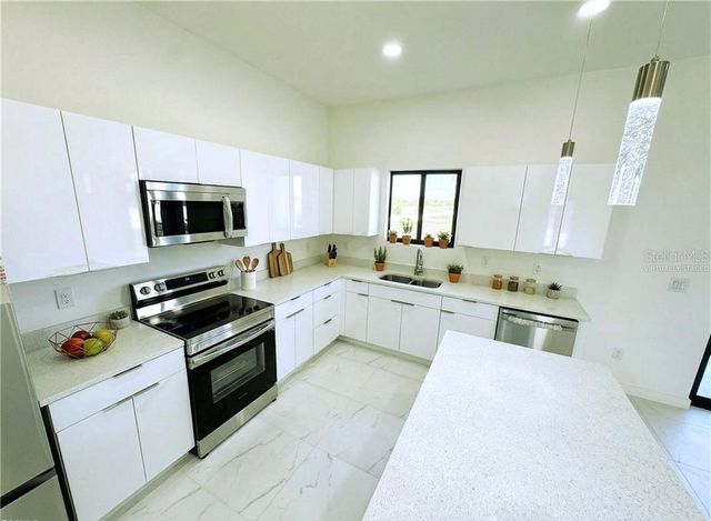 4333 NW 34TH LANE, Cape Coral, FL 33993