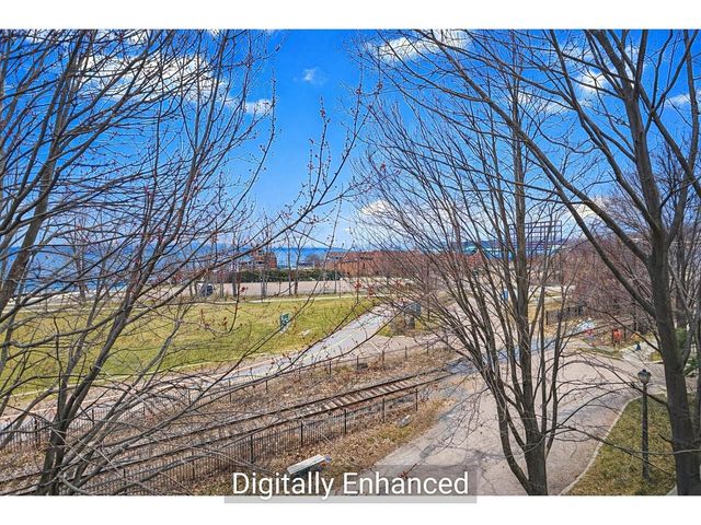216 Lake St Apt 303, Burlington, VT 05401