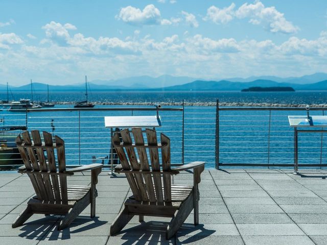 216 Lake St Apt 303, Burlington, VT 05401