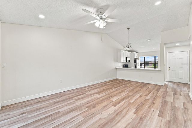 2781 KING OAK CIRCLE, St Cloud, FL 34769
