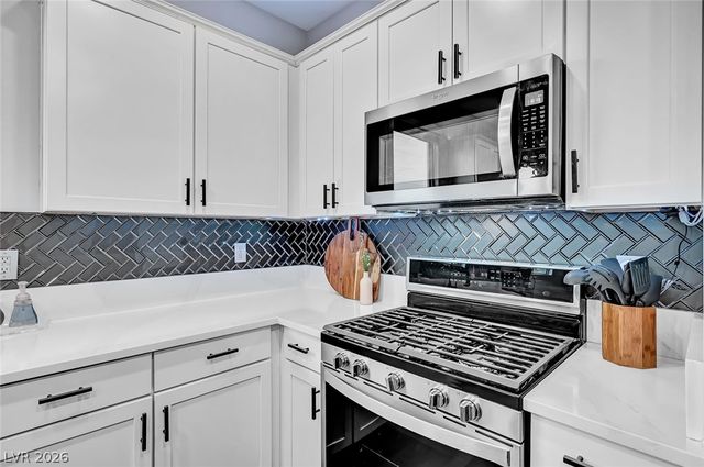 6329 Conlon Street, North Las Vegas, NV 89081