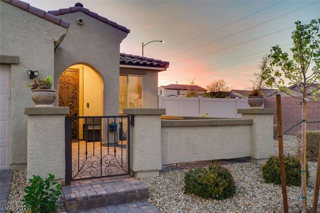 6329 Conlon Street, North Las Vegas, NV 89081