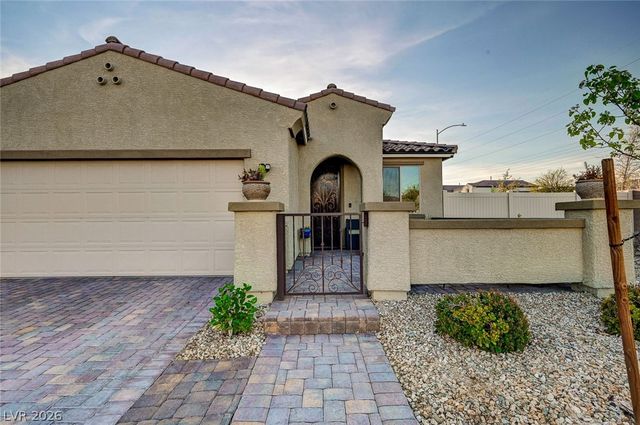 6329 Conlon Street, North Las Vegas, NV 89081