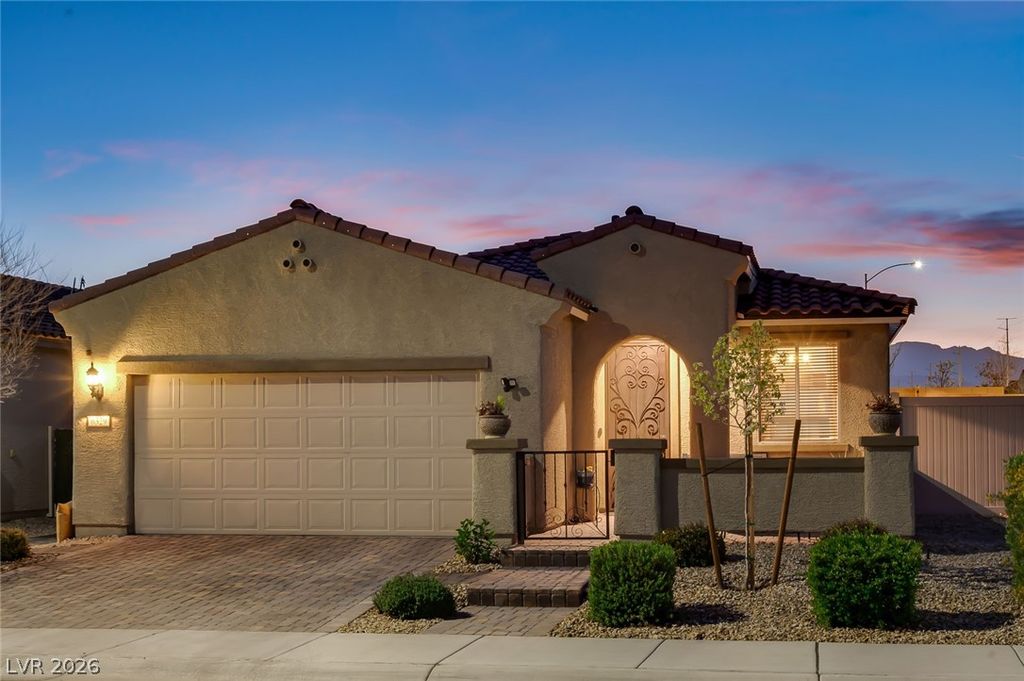 6329 Conlon Street, North Las Vegas, NV 89081