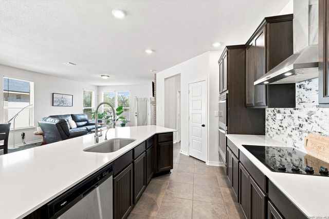 248 W Granite Shores, Boerne, TX 78006