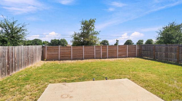 248 W Granite Shores, Boerne, TX 78006