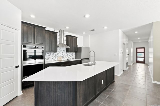 248 W Granite Shores, Boerne, TX 78006