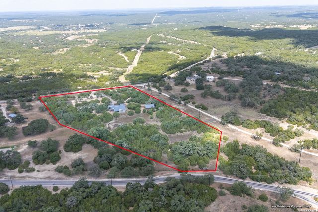 3550 REBECCA CREEK RD, Canyon Lake, TX 78133
