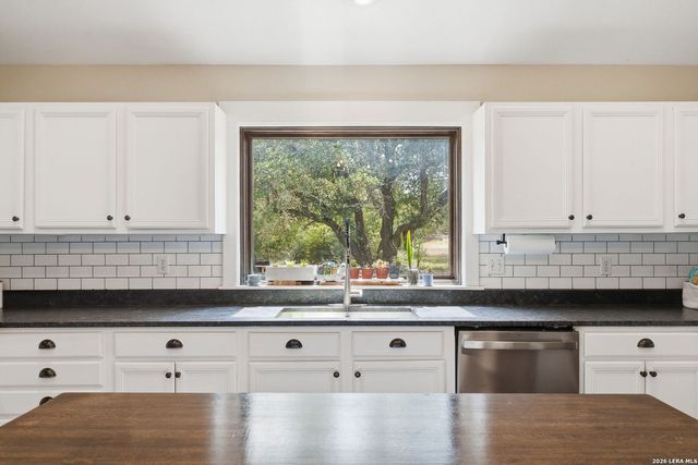 3550 REBECCA CREEK RD, Canyon Lake, TX 78133
