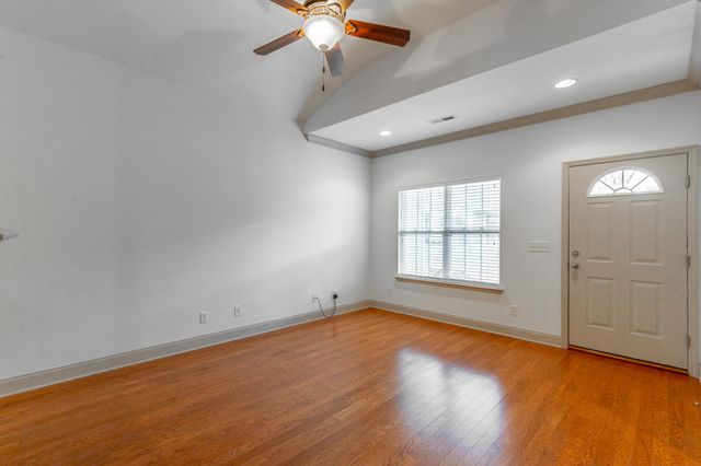 313 Callaway Court 313, Chattanooga, TN 37421