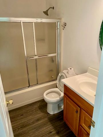 94 Jonathan Drive, Palmer Twp, PA 18045