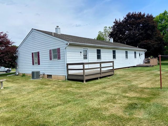 94 Jonathan Drive, Palmer Twp, PA 18045
