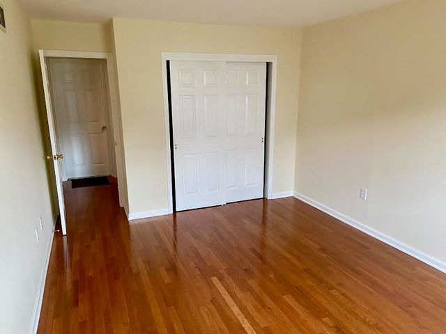 94 Jonathan Drive, Palmer Twp, PA 18045