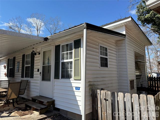 331 Lake Tillery Trail, Mount Gilead, NC 27306