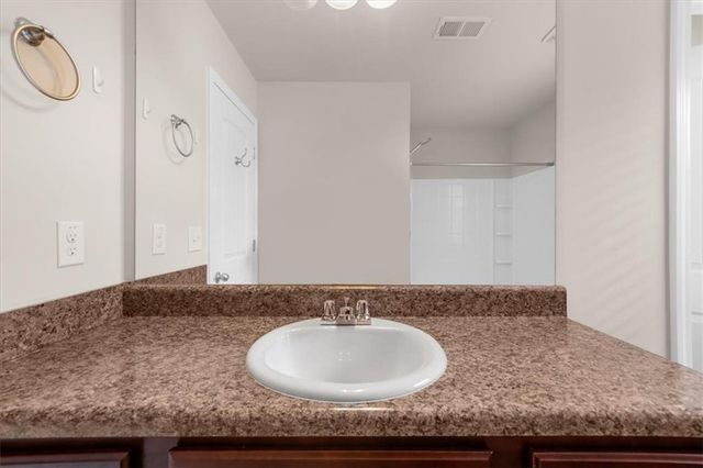 27 Longleaf Circle, Fairburn, GA 30213