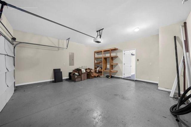 27 Longleaf Circle, Fairburn, GA 30213