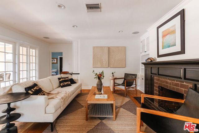 12348 Landale Street, Los Angeles, CA 91604
