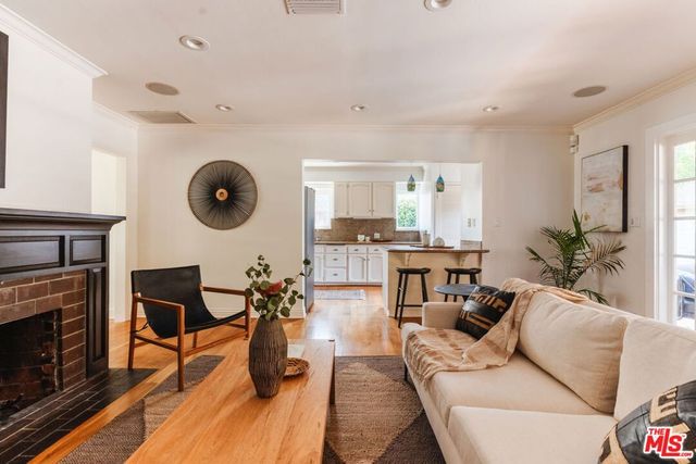 12348 Landale Street, Los Angeles, CA 91604