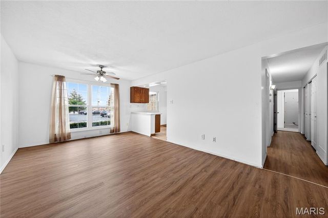 3181 Carefree Lane A, Florissant, MO 63033