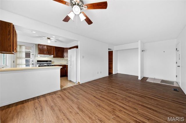 3181 Carefree Lane A, Florissant, MO 63033