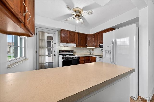 3181 Carefree Lane A, Florissant, MO 63033