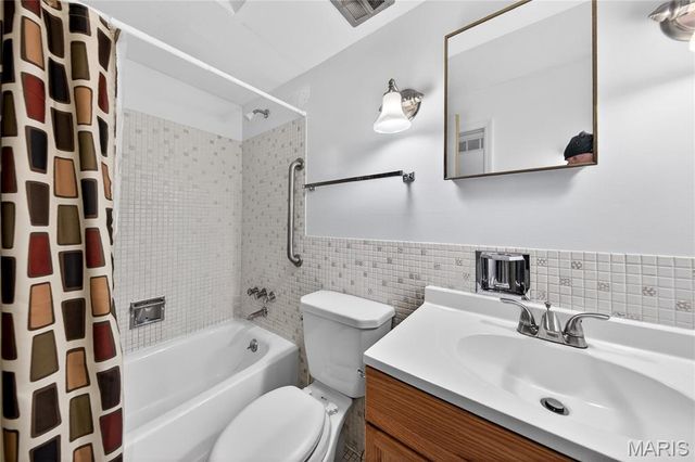 3181 Carefree Lane A, Florissant, MO 63033