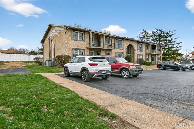 3181 Carefree Lane A, Florissant, MO 63033