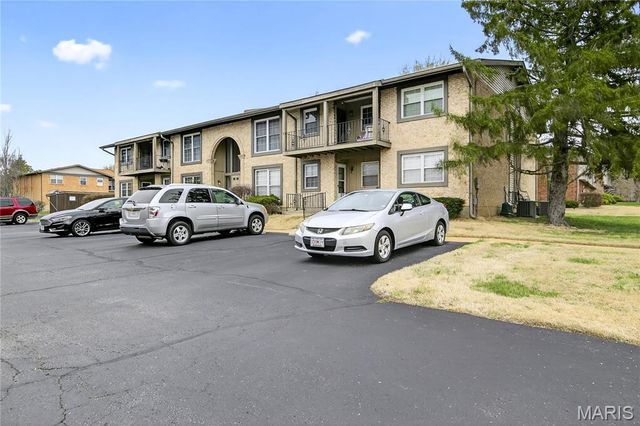 3181 Carefree Lane A, Florissant, MO 63033