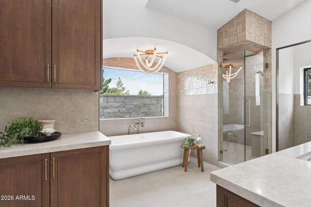 7019 E VISTA Drive, Paradise Valley, AZ 85253