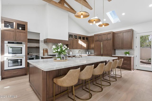 7019 E VISTA Drive, Paradise Valley, AZ 85253