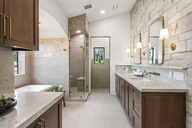 7019 E VISTA Drive, Paradise Valley, AZ 85253